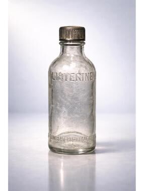 Lambert Pharmacal Antique 1910s Listerine Clear Glass Bottle Screw Cap, 1.5x4.5”
